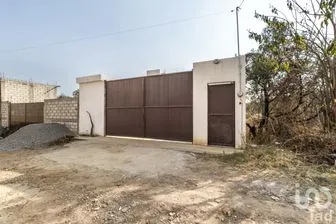 NEX-242581 - Casa en Venta, con 2 recamaras, con 2 baños, con 240 m2 de construcción en Lomas de Tzompantle, CP 62157, Morelos.