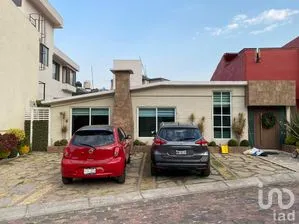 NEX-261908 - Casa en Venta, con 3 recamaras, con 4 baños, con 200 m2 de construcción en San Pedro Mártir, CP 14650, Ciudad de México.