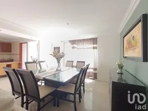 NEX-292806 - Casa en Renta, con 3 recamaras, con 2 baños, con 181 m2 de construcción.