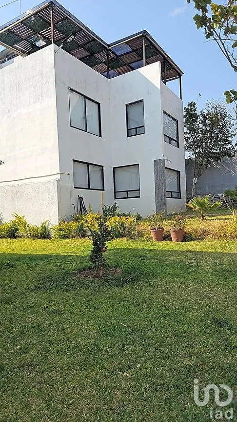 Casa en Venta en Colinas del Paraíso, Totolapan, Morelos | NEX-297447 | iad México | Foto 2 de 22