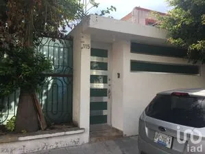NEX-37774 - Casa en Venta, con 1 recamara, con 1 baño, con 270 m2 de construcción en Desarrollo San Pablo, CP 76125, Querétaro.