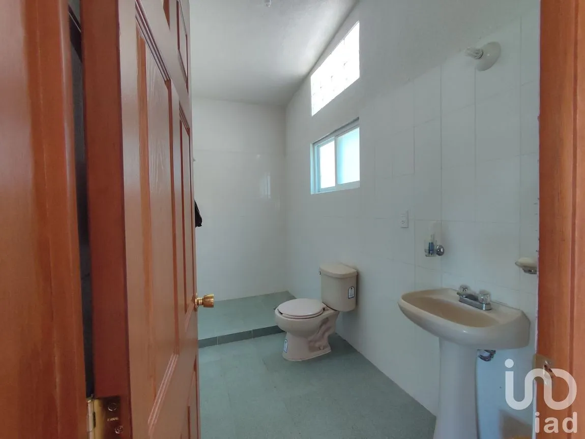 Casa en Venta en Santa María Ahuacatitlán, Cuernavaca, Morelos | NEX-51000 | iad México | Foto 3 de 8