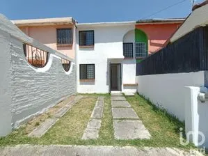 NEX-58835 - Casa en Venta, con 2 recamaras, con 1 baño, con 60 m2 de construcción en Emiliano Zapata Centro, CP 62760, Morelos.