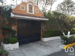 NEX-168033 - Casa en Venta, con 3 recamaras, con 2 baños, con 264 m2 de construcción en Pedregal de San Nicolás 4A Sección, CP 14100, Ciudad de México.