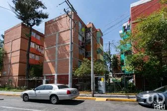 NEX-148180 - Departamento en Venta, con 2 recamaras, con 1 baño, con 58 m2 de construcción en Izcalli Pirámide II, CP 54140, México.