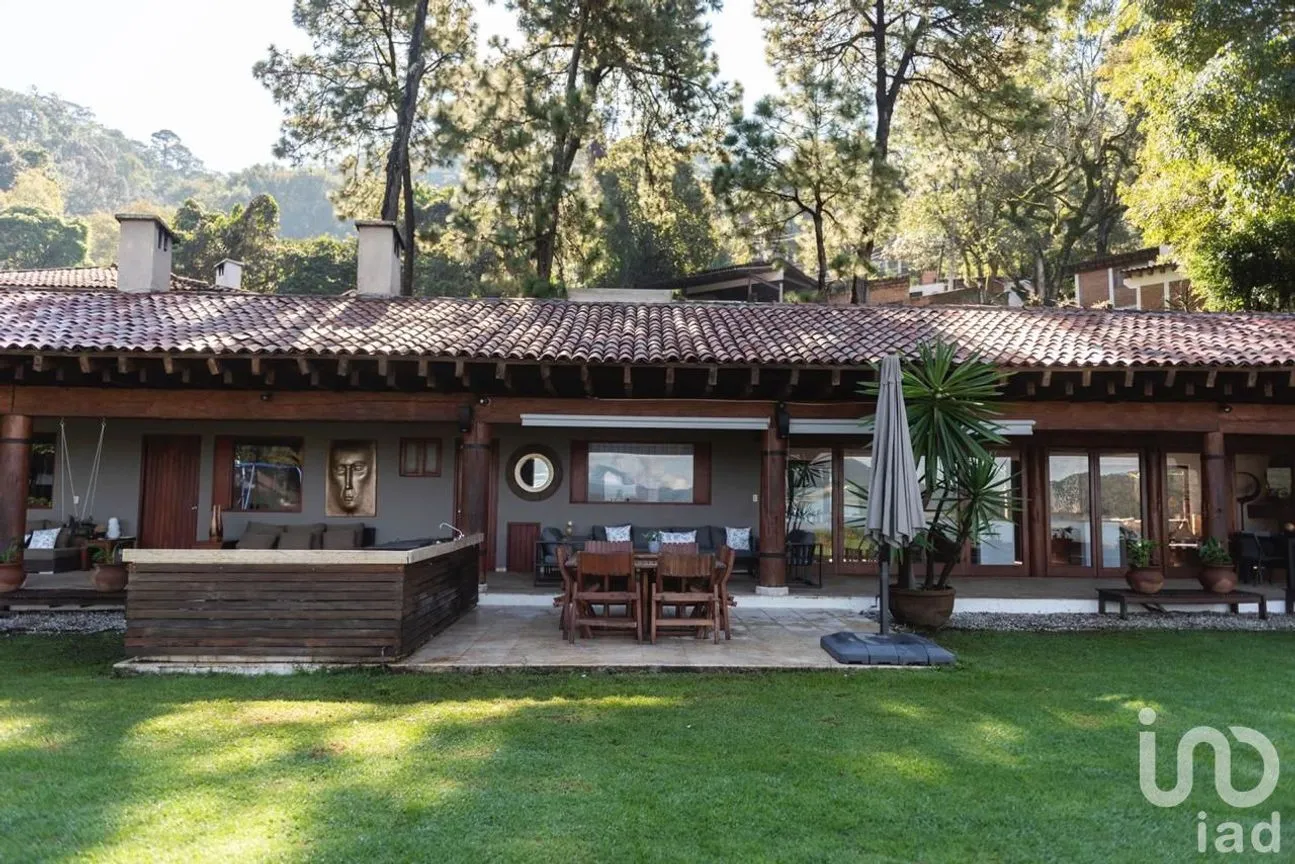 Casa en Venta en Avándaro, Valle de Bravo, México | NEX-234948 | iad México | Foto 9 de 15