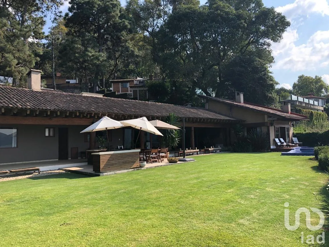 Casa en Venta en Avándaro, Valle de Bravo, México | NEX-234948 | iad México | Foto 3 de 15