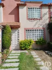 NEX-243189 - Casa en Venta, con 3 recamaras, con 1 baño, con 62 m2 de construcción en Las Américas, CP 55076, México.