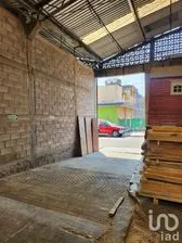 NEX-249018 - Bodega en Renta, con 2 recamaras, con 420 m2 de construcción.