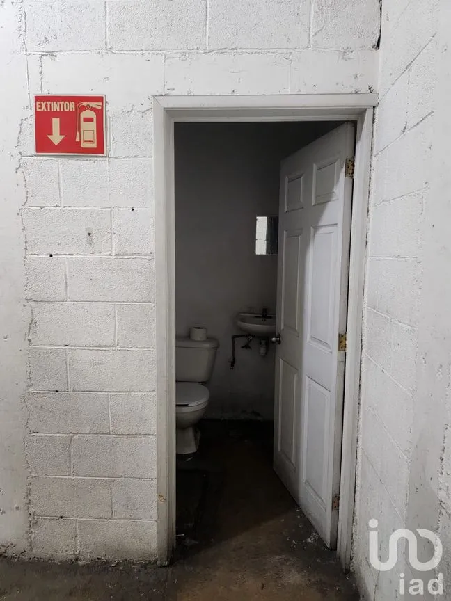 Local en Renta en Valle de Aragón 3ra Sección Poniente, Ecatepec de Morelos, México | NEX-253168 | iad México | Foto 11 de 14