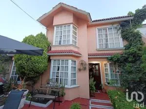 NEX-264145 - Casa en Venta, con 3 recamaras, con 2 baños, con 95 m2 de construcción en Rinconada de Aragón, CP 55140, México.