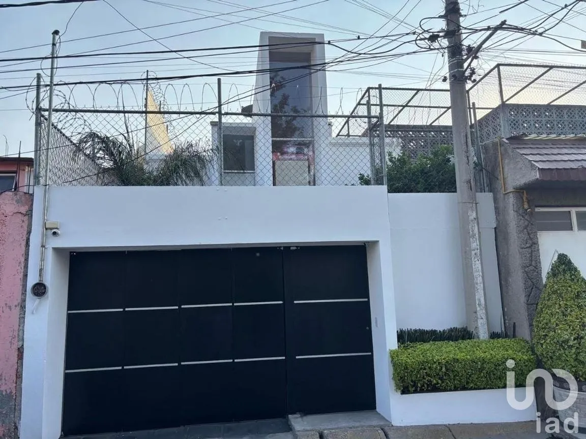 Casa en Venta en Rinconada de Aragón, Ecatepec de Morelos, México | NEX-264208 | iad México | Foto 1 de 21
