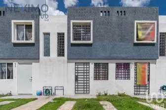 NEX-53968 - Casa en Venta, con 2 recamaras, con 1 baño, con 55 m2 de construcción en San Sebastián, CP 55600, México.