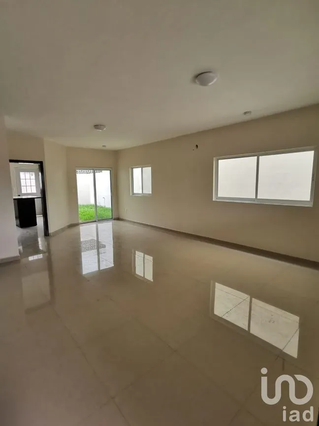 Casa en Venta en Enrique Cárdenas González, Tampico, Tamaulipas | NEX-60107 | iad México | Foto 2 de 18