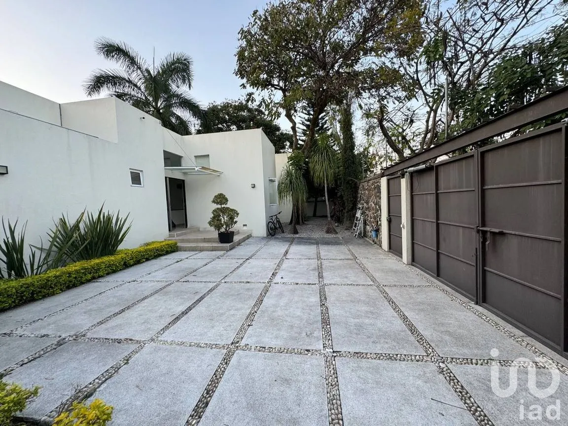 Casa en Venta en Huertas del Llano, Jiutepec, Morelos | NEX-195146 | iad México | Foto 3 de 44