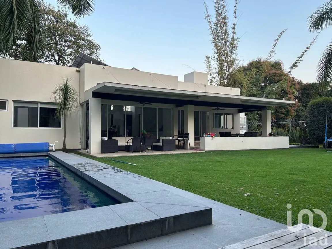 Casa en Venta en Huertas del Llano, Jiutepec, Morelos | NEX-195146 | iad México | Foto 1 de 44
