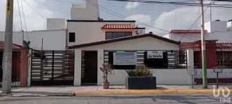 NEX-154324 - Casa en Venta, con 6 recamaras, con 4 baños, con 269 m2 de construcción en Colón Echegaray, CP 53300, México.