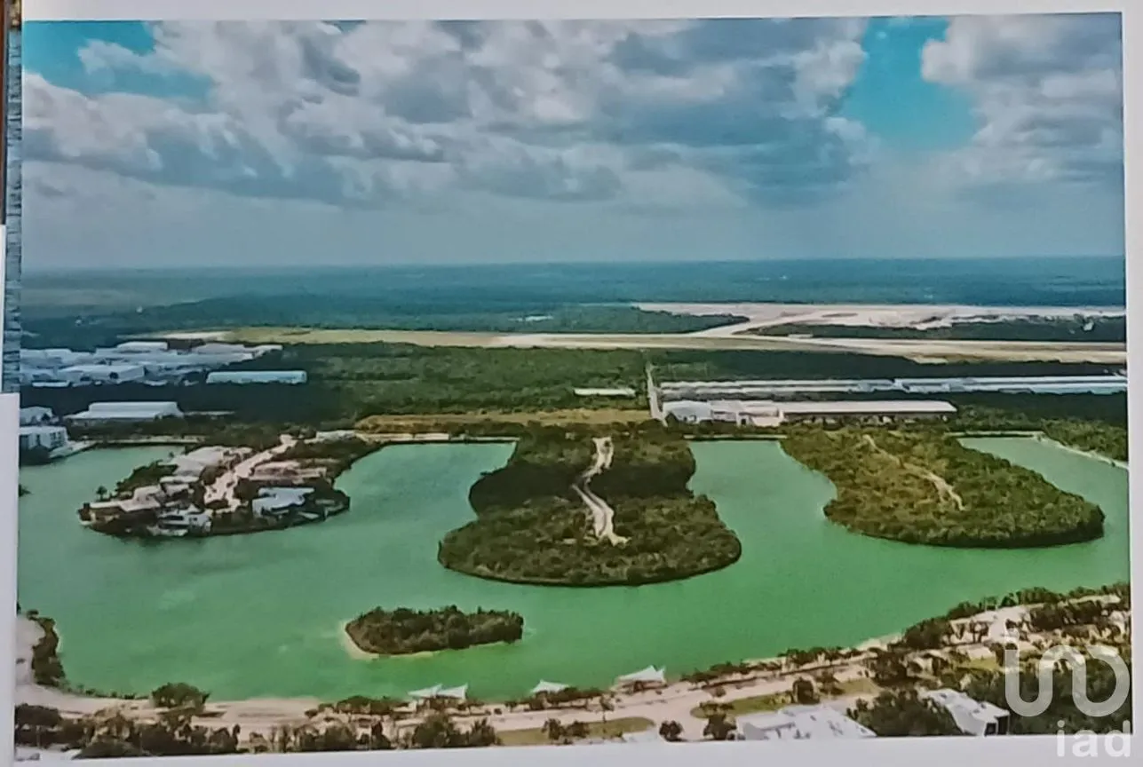 Terreno en Venta en Lagos del Sol, Benito Juárez, Quintana Roo | NEX-181472 | iad México | Foto 2 de 10
