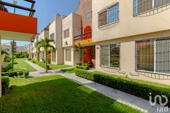 NEX-239540 - Casa en Venta, con 4 recamaras, con 3 baños, con 117 m2 de construcción.