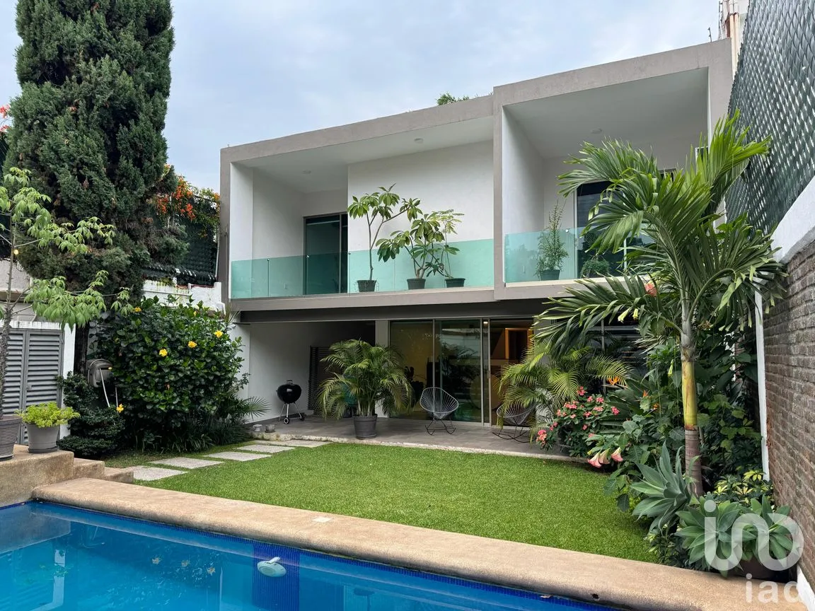 Casa en Venta en Vista Hermosa, Cuernavaca, Morelos | NEX-260450 | iad México | Foto 1 de 15