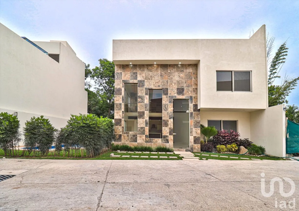 Casa en Venta en Lomas de Cuernavaca, Temixco, Morelos | NEX-261974 | iad México | Foto 2 de 14