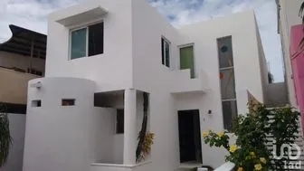 NEX-149406 - Casa en Renta, con 2 recamaras, con 1 baño, con 150 m2 de construcción en Chuburna de Hidalgo, CP 97205, Yucatán.