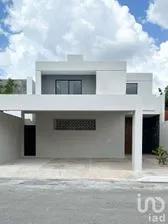 NEX-187495 - Casa en Venta, con 3 recamaras, con 3 baños, con 290 m2 de construcción.