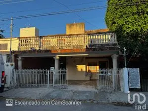 NEX-259480 - Casa en Venta, con 3 recamaras, con 2 baños, con 160 m2 de construcción en Brisas Del Bosque, CP 97143, Yucatán.