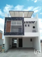 NEX-183352 - Casa en Venta, con 3 recamaras, con 3 baños, con 188 m2 de construcción en Las Ramblas, CP 78397, San Luis Potosí.
