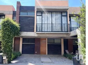 NEX-253702 - Casa en Renta, con 3 recamaras, con 2 baños, con 220 m2 de construcción en Las Mercedes, CP 78394, San Luis Potosí.