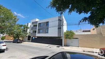 NEX-254111 - Departamento en Venta, con 2 recamaras, con 2 baños, con 108 m2 de construcción.