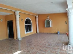 NEX-198650 - Casa en Venta, con 3 recamaras, con 2 baños, con 256 m2 de construcción en Inalámbrica, CP 97069, Yucatán.