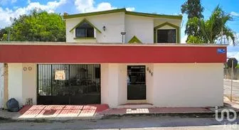 NEX-238855 - Casa en Venta, con 4 recamaras, con 2 baños, con 338 m2 de construcción.
