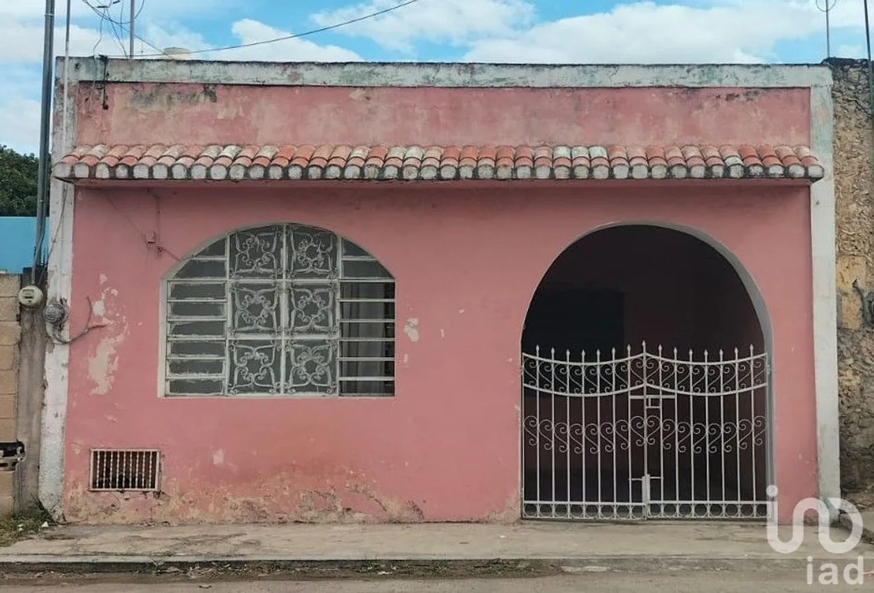 Casa en Venta en Mérida Centro, Mérida, Yucatán | NEX-239613 | iad México | Foto 1 de 20