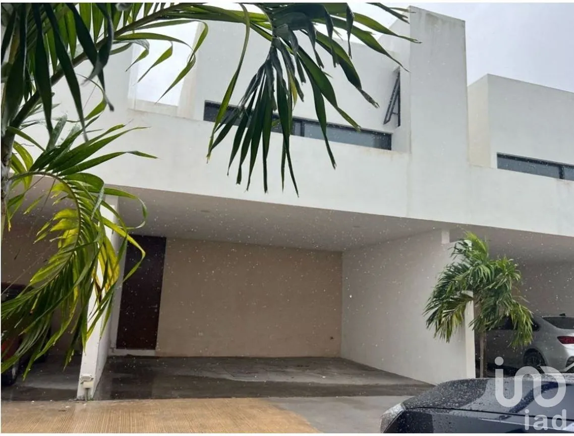Casa en Venta en Temozón Norte, Mérida, Yucatán | NEX-241183 | iad México | Foto 1 de 15