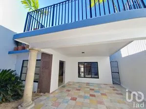 NEX-60343 - Casa en Venta, con 3 recamaras, con 3 baños, con 151 m2 de construcción en Mérida Centro, CP 97000, Yucatán.