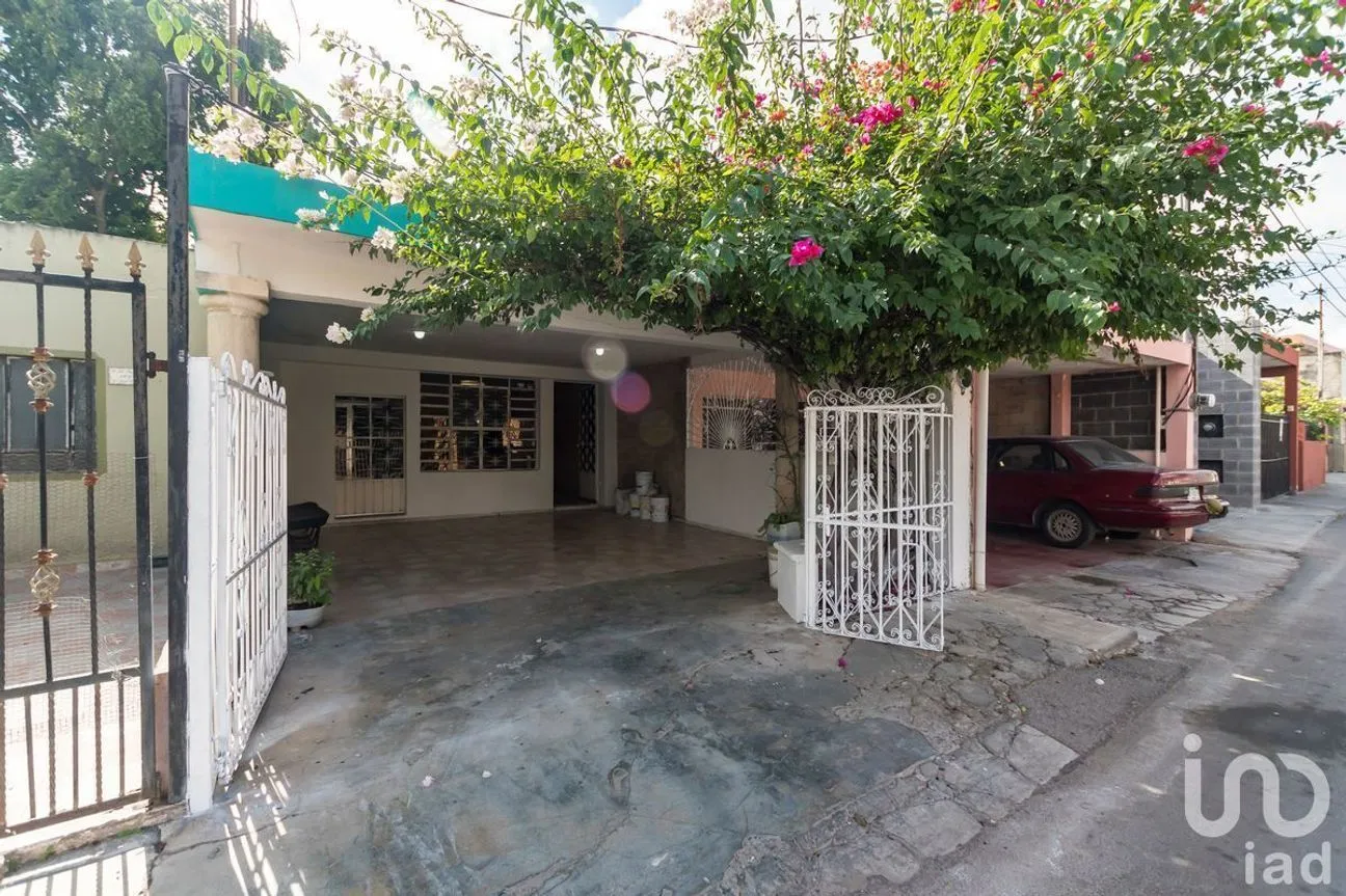 Casa en Venta en Lázaro Cárdenas Ote, Mérida, Yucatán | NEX-63616 | iad México | Foto 5 de 28