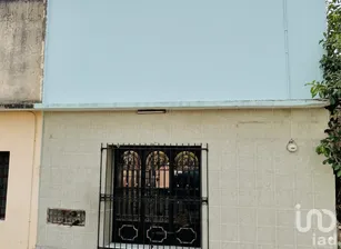 NEX-67710 - Casa en Venta, con 2 recamaras, con 1 baño, con 199 m2 de construcción.