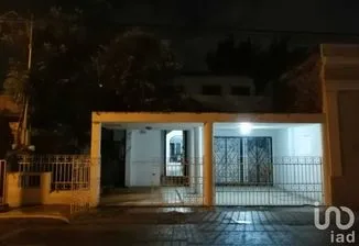NEX-91159 - Casa en Venta, con 3 recamaras, con 2 baños, con 350 m2 de construcción en Mérida Centro, CP 97000, Yucatán.