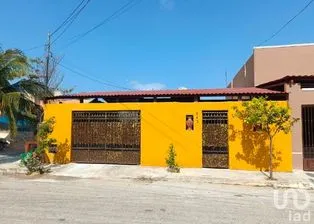 NEX-191992 - Casa en Venta, con 2 recamaras, con 1 baño, con 153 m2 de construcción en Polígono 108, CP 97143, Yucatán.