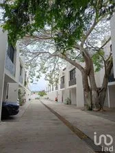 NEX-212546 - Casa en Venta, con 3 recamaras, con 3 baños, con 167 m2 de construcción en Chuburna de Hidalgo, CP 97205, Yucatán.