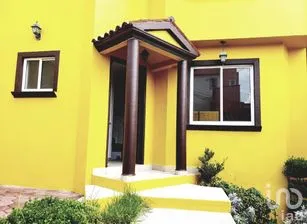 NEX-283434 - Casa en Venta, con 3 recamaras, con 2 baños, con 111 m2 de construcción.
