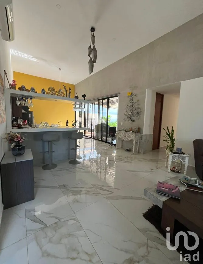 Casa en Venta en Jardines de Rejoyada, Mérida, Yucatán | NEX-285432 | iad México | Foto 3 de 25