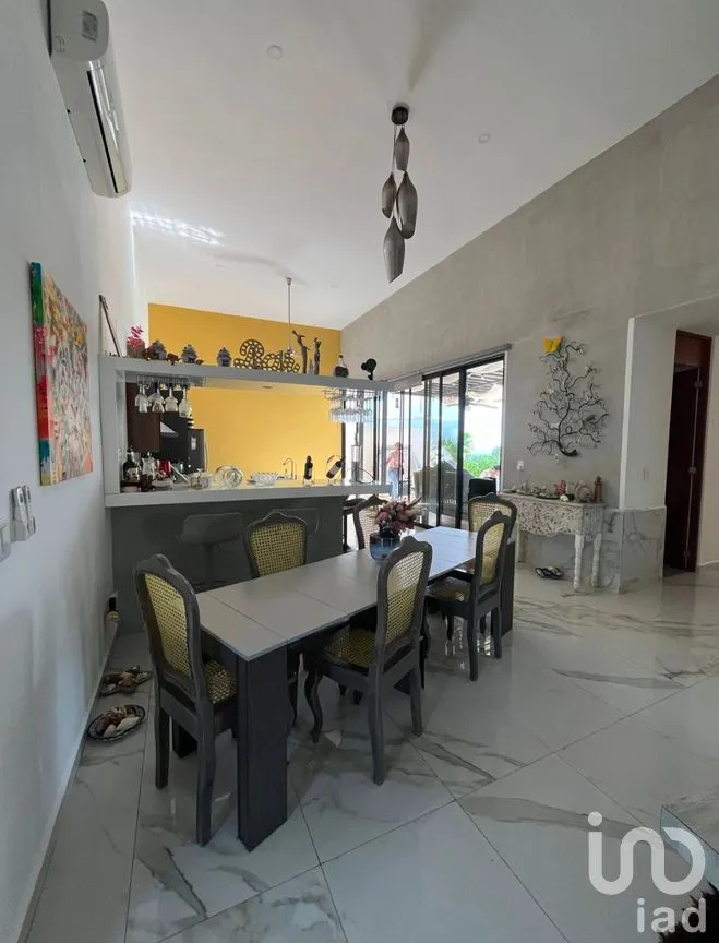 Casa en Venta en Jardines de Rejoyada, Mérida, Yucatán | NEX-285432 | iad México | Foto 6 de 25