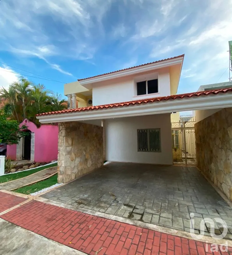 Casa en Venta en Monterreal, Mérida, Yucatán | NEX-285496 | iad México | Foto 2 de 12