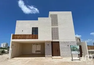 NEX-285506 - Casa en Venta, con 2 recamaras, con 2 baños, con 172 m2 de construcción en Xtampú, CP 97405, Yucatán.