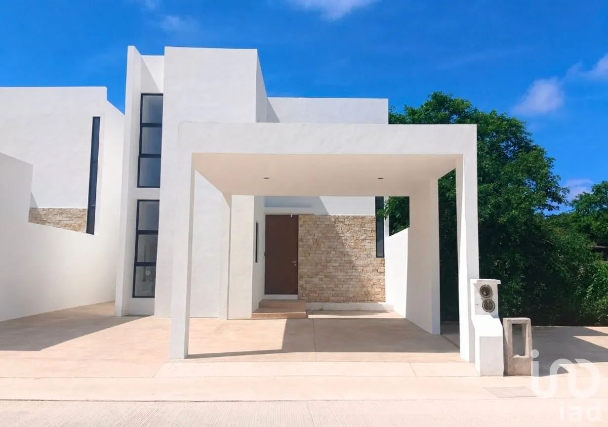 Casa en Venta en Cholul, Mérida, Yucatán | NEX-302967 | iad México | Foto 1 de 14