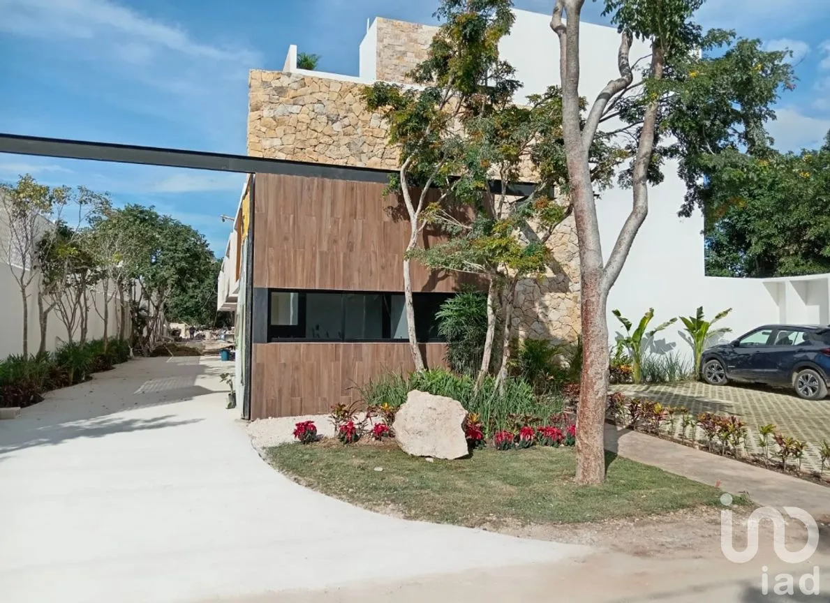 Casa en Venta en Temozón Norte, Mérida, Yucatán | NEX-78144 | iad México | Foto 1 de 14