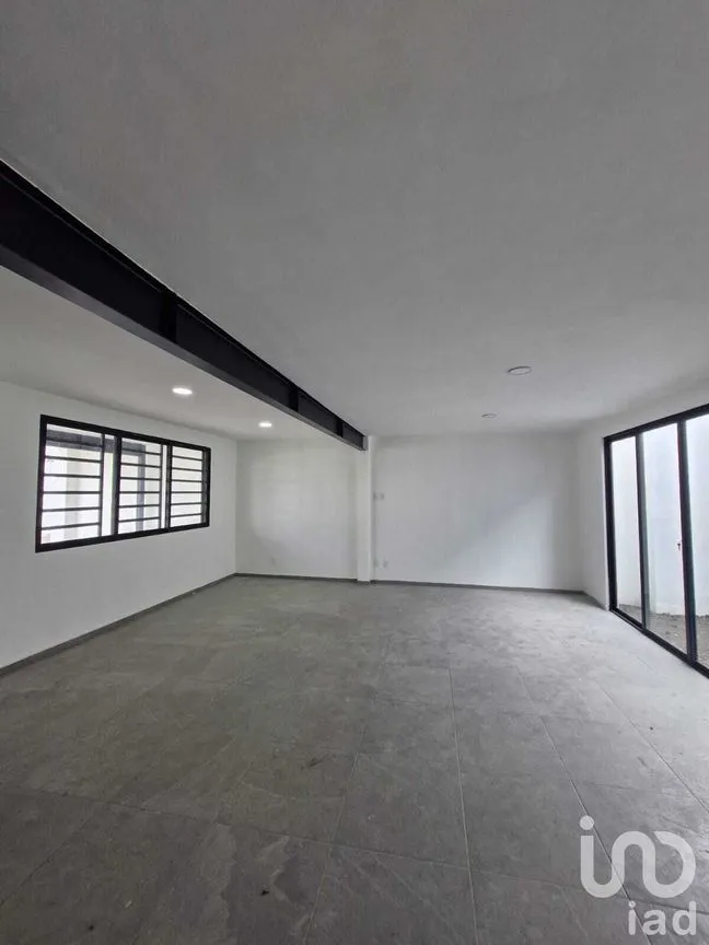 Casa en Venta en Lázaro Cárdenas, Metepec, Estado De México | NEX-228269 | iad México | Foto 2 de 9