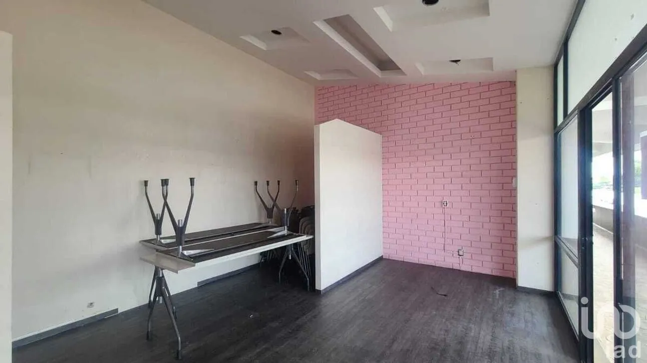 Local en Renta en Santa Cruz, Metepec, Estado De México | NEX-228271 | iad México | Foto 4 de 4